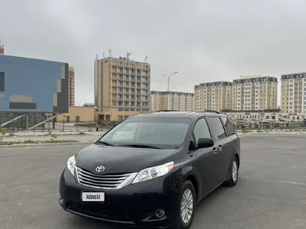 Toyota Sienna 2016 года за 9 000 000 тг. в Актау