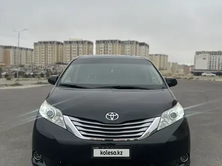 Toyota Sienna 2016 года за 9 000 000 тг. в Актау – фото 6