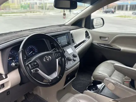 Toyota Sienna 2016 года за 9 000 000 тг. в Актау – фото 8
