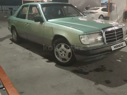 Mercedes-Benz E 230 1989 года за 1 300 000 тг. в Алматы – фото 6