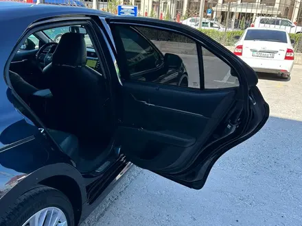 Toyota Camry 2019 года за 16 890 000 тг. в Шымкент – фото 13