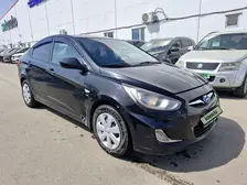 Hyundai Accent, 2011