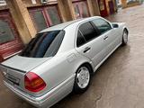 Mercedes-Benz C 200 1994 года за 1 400 000 тг. в Караганда