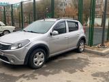 Renault Sandero 2013 года за 3 100 000 тг. в Актобе – фото 3