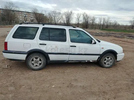 Volkswagen Golf 1996 года за 1 100 000 тг. в Караганда – фото 2