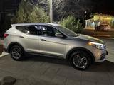 Hyundai Santa Fe 2017 года за 11 500 000 тг. в Шымкент