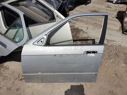 Дверь. Bmw E36 за 20 000 тг. в Алматы