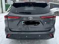 Toyota Highlander 2023 года за 26 800 000 тг. в Уральск – фото 4