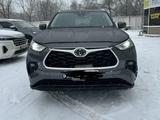Toyota Highlander 2023 годаүшін26 800 000 тг. в Уральск – фото 3