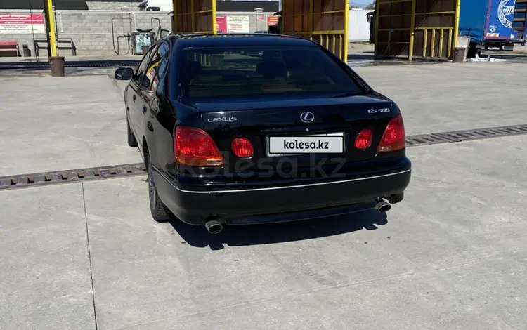 Lexus GS 300 2002 годаүшін4 200 000 тг. в Алматы