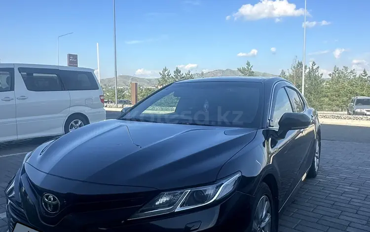 Toyota Camry 2018 года за 14 000 000 тг. в Усть-Каменогорск