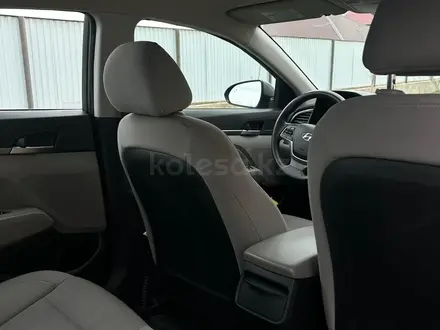 Hyundai Elantra 2018 года за 5 400 069 тг. в Атырау – фото 5