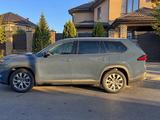 Toyota Grand Highlander 2023 года за 28 000 000 тг. в Астана – фото 3