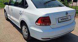 Volkswagen Polo 2015 года за 3 900 000 тг. в Петропавловск – фото 2