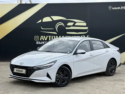 Hyundai Elantra 2022 года за 9 200 000 тг. в Атырау