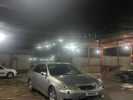 Toyota Camry 2005 года за 5 100 000 тг. в Жетысай – фото 2