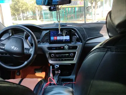 Hyundai Sonata 2018 года за 5 800 000 тг. в Шымкент – фото 8