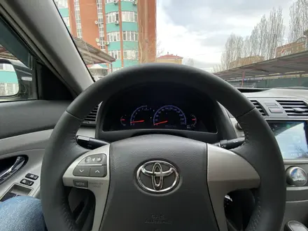 Toyota Camry 2009 года за 7 000 000 тг. в Актобе – фото 2