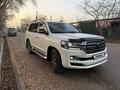 Toyota Land Cruiser 2018 года за 37 750 000 тг. в Алматы – фото 2