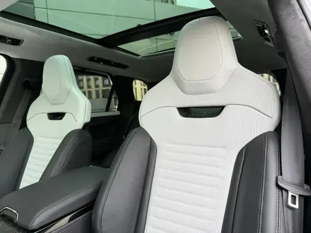 Land Rover Range Rover Sport SV 2026 года за 160 914 000 тг. в Усть-Каменогорск – фото 11