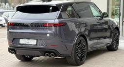 Land Rover Range Rover Sport SV 2026 года за 160 914 000 тг. в Усть-Каменогорск – фото 3