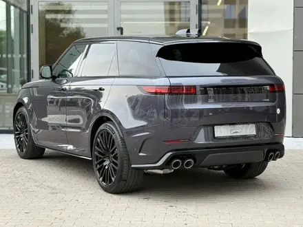 Land Rover Range Rover Sport SV 2026 года за 160 914 000 тг. в Усть-Каменогорск – фото 5