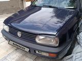 Volkswagen Golf 1993 года за 1 100 000 тг. в Алматы – фото 2