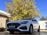 Hyundai i30 2022 года за 11 500 000 тг. в Атырау – фото 3