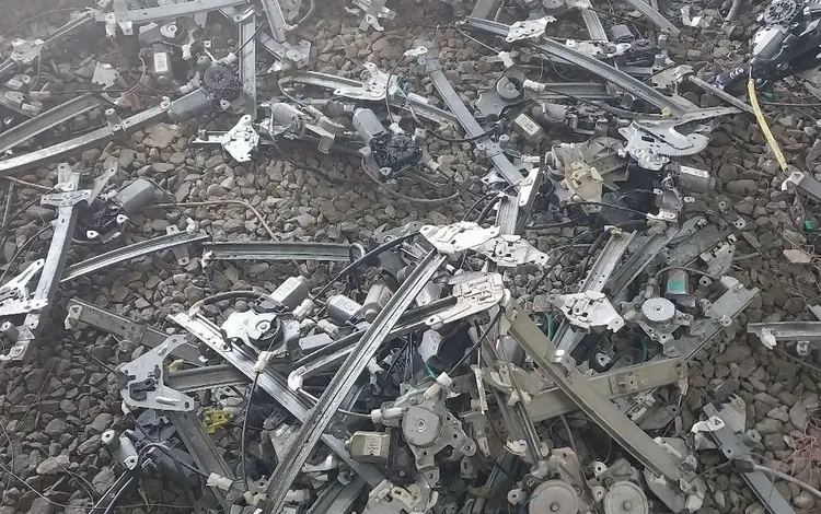 Стеклоподьемникүшін15 000 тг. в Алматы