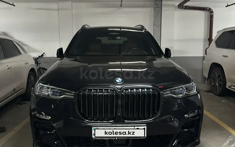 BMW X7 2022 года за 63 500 000 тг. в Астана