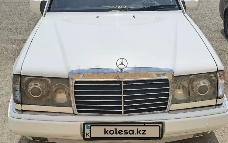 Mercedes-Benz E 220 1993 годаүшін1 700 000 тг. в Актау