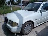Mercedes-Benz C 200 1994 годаүшін500 000 тг. в Алматы – фото 4