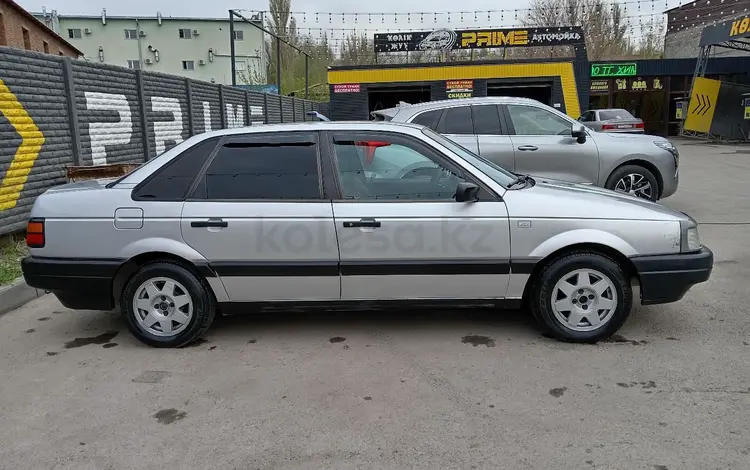 Volkswagen Passat 1988 годаүшін1 200 000 тг. в Тараз