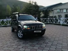 Jeep Grand Cherokee, 2004