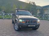 Jeep Grand Cherokee 2004 года за 4 500 000 тг. в Тараз – фото 4