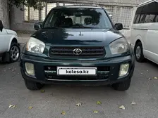 Toyota RAV4, 2002