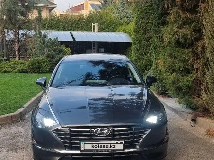 Hyundai Sonata 2021 года за 11 000 000 тг. в Алматы