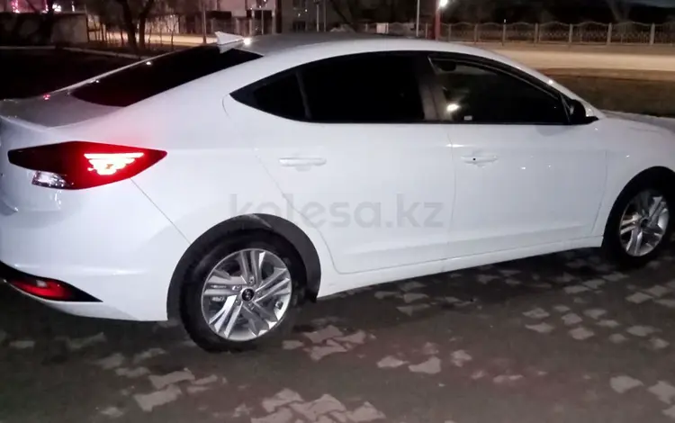 Hyundai Elantra 2020 года за 7 400 000 тг. в Атырау