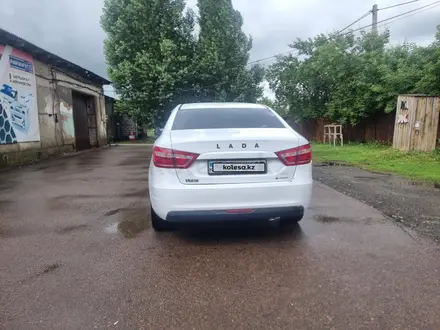 ВАЗ (Lada) Vesta 2018 года за 4 100 000 тг. в Атбасар – фото 4