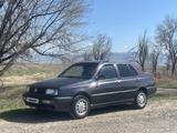 Volkswagen Vento 1994 года за 1 500 000 тг. в Тараз – фото 2