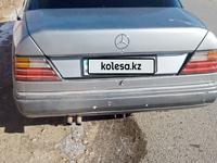 Mercedes-Benz E 200 1990 годаfor2 000 000 тг. в Шымкент