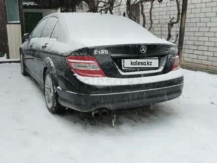 Mercedes-Benz C 180 2009 года за 6 000 000 тг. в Актобе – фото 4