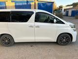 Toyota Vellfire 2011 года за 7 000 000 тг. в Актобе – фото 2