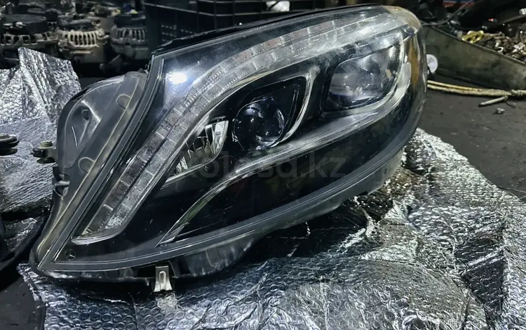 W222 фары до рестайлинг за 250 000 тг. в Алматы