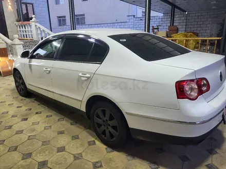 Volkswagen Passat 2007 года за 3 400 000 тг. в Алматы – фото 4