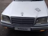 Mercedes-Benz C 220 1994 года за 1 800 000 тг. в Экибастуз – фото 2