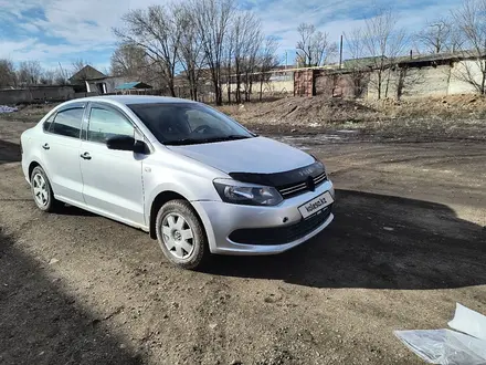 Volkswagen Polo 2015 года за 4 200 000 тг. в Сарыозек – фото 2