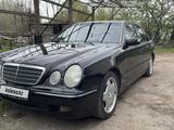 Mercedes-Benz E 200 2001 года за 3 300 000 тг. в Алматы – фото 4