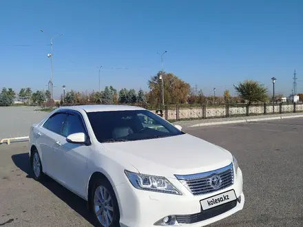 Toyota Camry 2014 года за 9 300 000 тг. в Тараз – фото 2