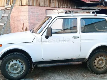 ВАЗ (Lada) Lada 2121 2004 годаүшін1 800 000 тг. в Алтай